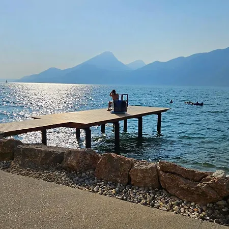 Apartment Casa Spiaggia Brenzone sul Garda